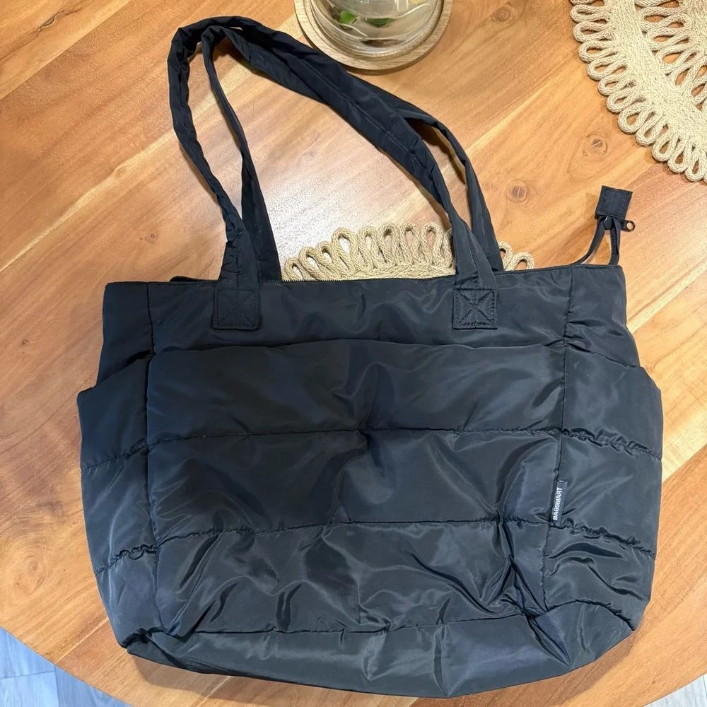 Bagsmart Black Quilted Tote Bag - Picture 4 of 5